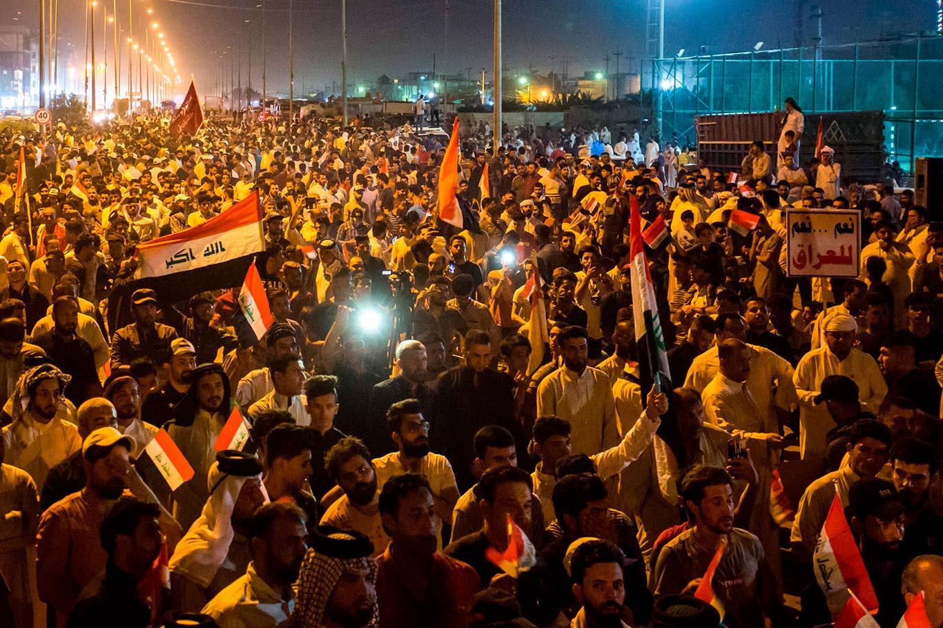 Irak'taki 'işsizlik ve yolsuzluk' gösterilerinde can kayıpları yaşandı